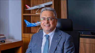 THY ve AJet Yönetim Kurulu Başkanı Bolat'tan AJet'in saha ekiplerine ziyaret