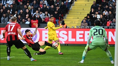 Göztepe, deplasmanda Gaziantep FK'yi 1-0 yendi