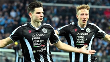 قدم.. أودينيزي يلحق خسارة مفاجئة بنابولي في الدوري الإيطالي