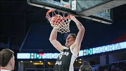 Beşiktaş GAİN, potada yüksekten uçuyor