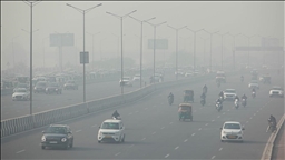 Delhi’s air quality worsens to new severe level, Indian authorities work to stem smog