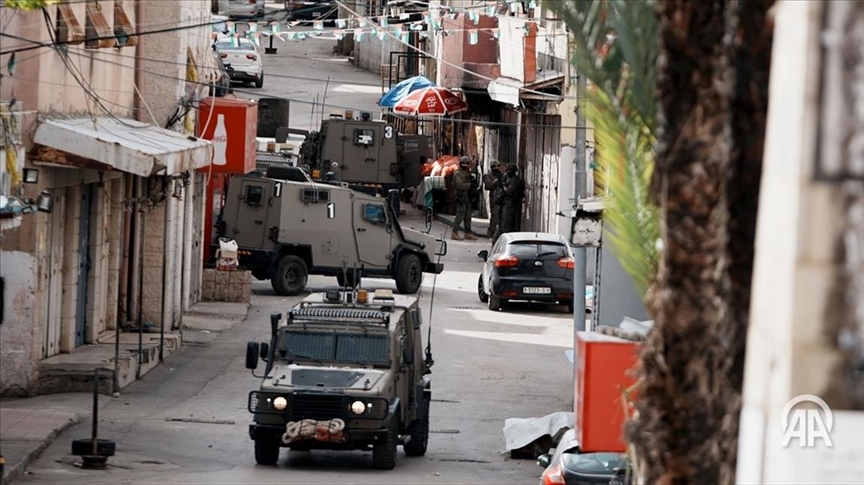 Израильские военные ранили несовершеннолетнего палестинца на Западном берегу