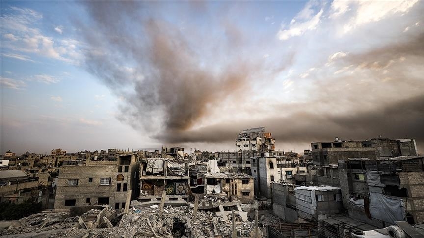 الجيش الإسرائيلي يقصف أنحاء متفرقة في قطاع غزة