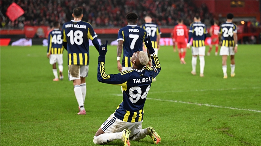 قدم.. فنربهتشه يحقق انتصارا سهلا على قونية سبور برباعية