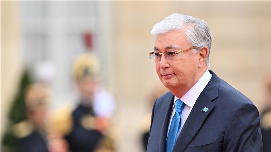 Le président kazakh entame une visite de trois jours au Japon