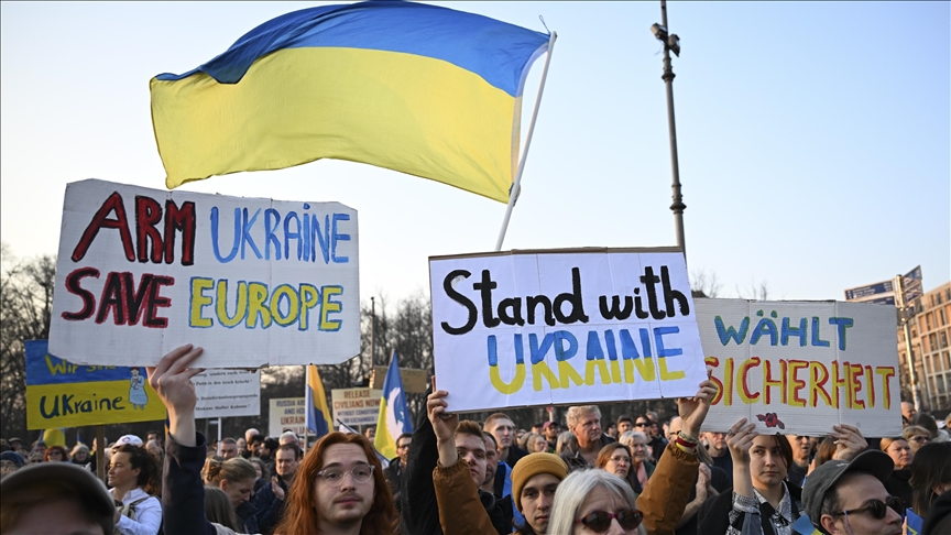 Germany unveils 10-point plan to deepen arms industry cooperation with Ukraine