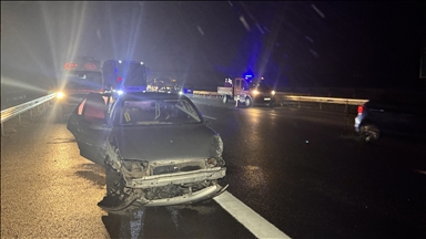 Li Boluyê otomobîl û wesayîteke bazirganiyê ya sivîk li hev qelibîn, 9 kes birîndar bûn