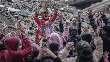 Kllouni në Gaza vazhdon t'u sjellë të qeshura fëmijëve