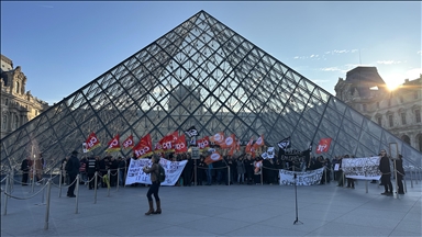 Louvre zatvoren dok osoblje započinje trodnevni štrajk zbog radnih uslova