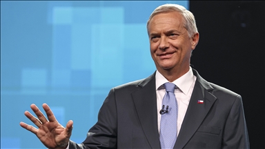 Şili'de devlet başkanı seçimini 16 puan farkla aşırı sağın adayı kazandı