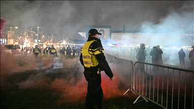 Holandë, arrestohen 22 persona në protestën kundër performancës së këngëtarit të ushtrisë izraelite