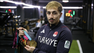 Milli halterci Yusuf Fehmi Genç, yeni sıkletinde ikinci kez Avrupa rekoru peşinde