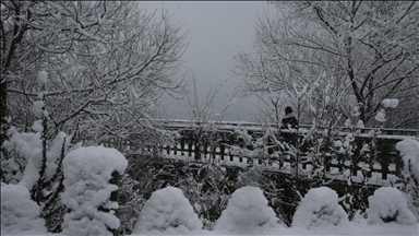 Bazı illerde kar etkili oldu