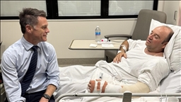 هجوم سيدني.. "البطل" أحمد الأحمد يطمئن أقاربه ومحبيه