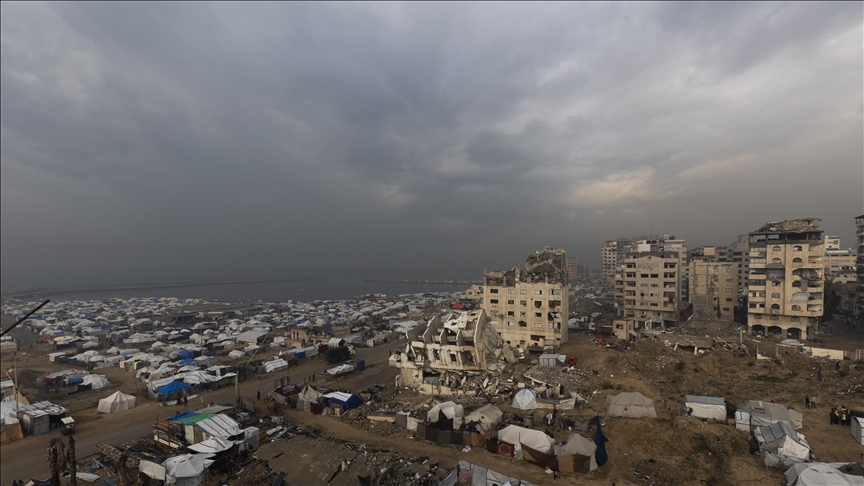 رئيس بلدية جباليا: ظروف كارثية جراء غرق شوارع ومخيمات نزوح بغزة 