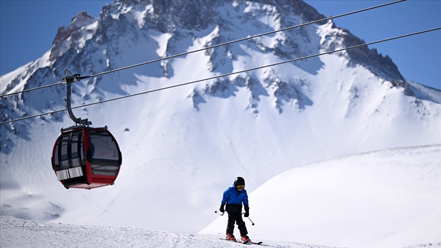 Erciyes\'te kayak keyfi 18 Aralık\'ta başlayacak