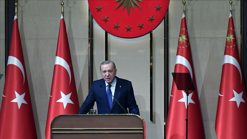 Serokomar Erdogan: "Ji xeynî bihêzbûnê tu vebijêrkeke din ya Tirkiyeyê tuneye"