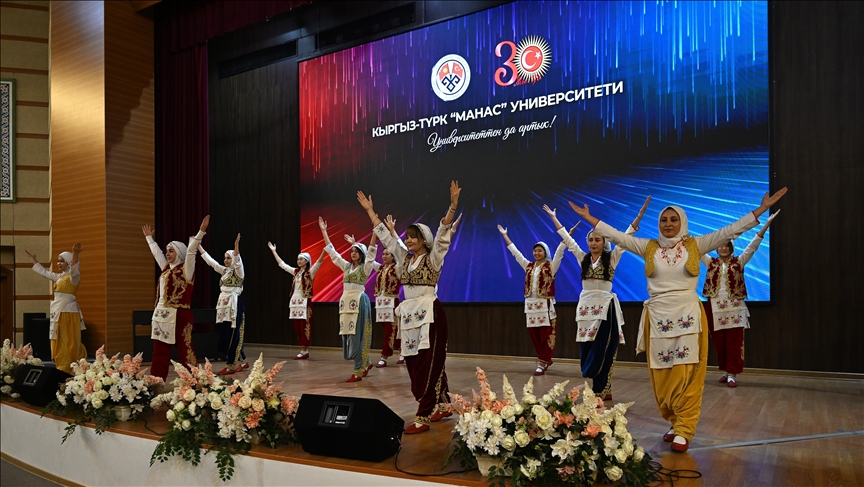 Kırgızistan Üniversitelerinde "Dünya Türk Dili Ailesi Günü" kutlandı