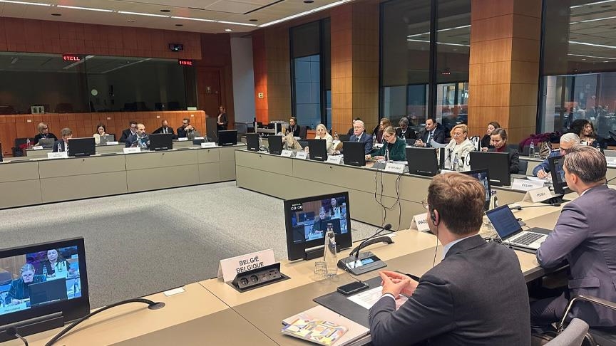 لبنان يدعو أوروبا لتوسيع مفاوضاتها مع إيران لتشمل "أذرعها بالمنطقة"