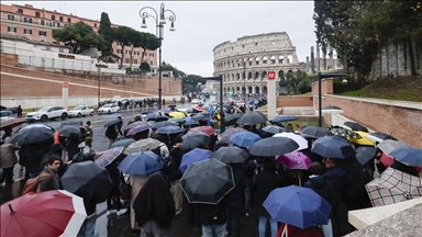 Roma'da inşası yıllar alan metro hattında 2 durak daha hizmete açıldı