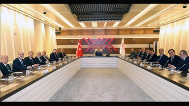 Rektörlük görevine atanan akademisyenlere mazbataları verildi