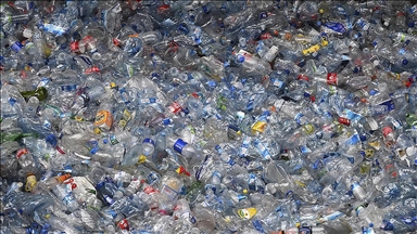 Yılda 25 milyar içecek ambalajı geri dönüştürülerek ekonomiye yaklaşık 520 milyon avro kazandırılacak