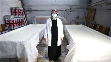 Jineke pêşengkar ji Mûşê li tesîsa ku vekiriye rojane 10 ton şîr hildiberîne