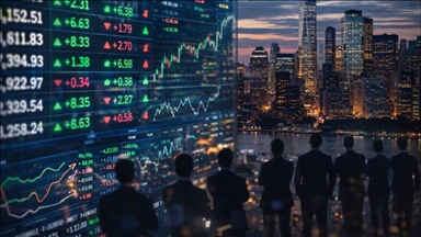 Combined wealth of world's top 10 wealthiest exceeds $2.5T