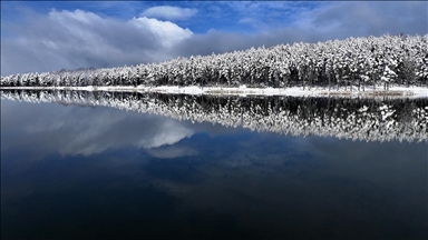 Yurdun bazı kesimleri karla beyaza büründü