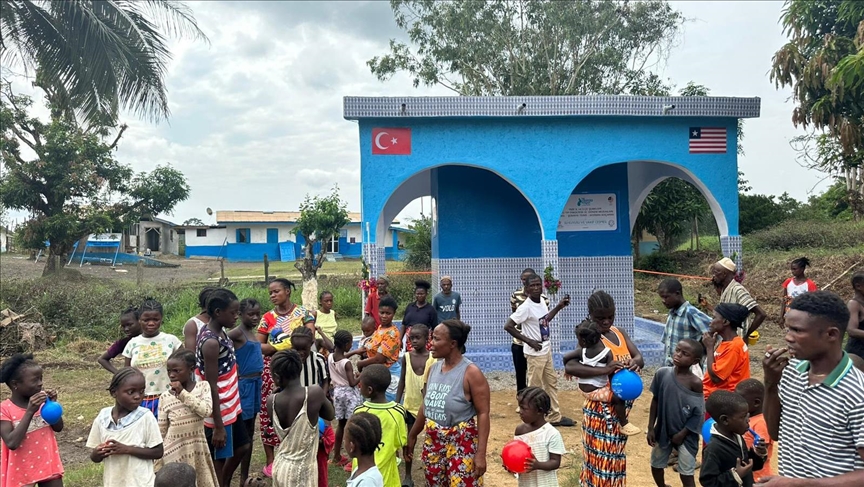 وقف الديانة التركي يفتتح آبار مياه في ليبيريا