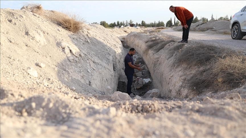  Масовна гробница пронајдена во поранешното седиште на државната безбедност во Северна Сирија