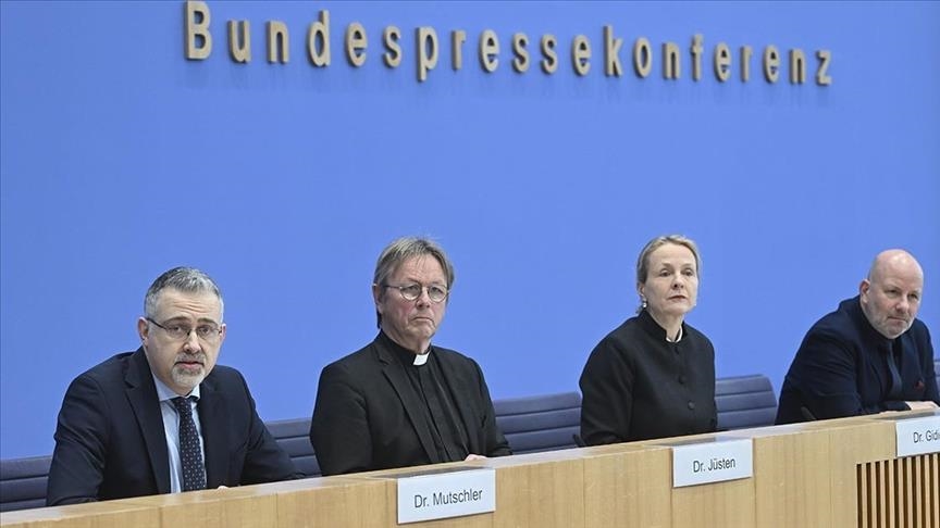 مؤتمر كنسي ألماني يدعو لوقف تصدير السلاح إلى إسرائيل