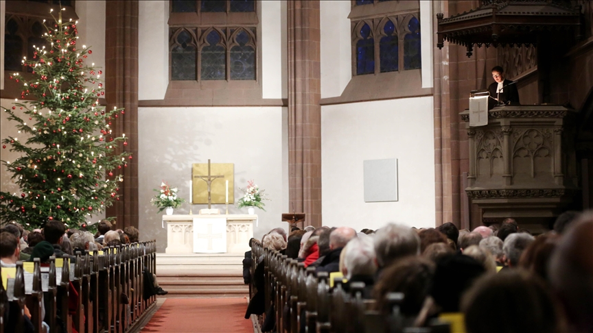 Kishat gjermane thirrje të përbashkët qeverisë për ndalimin e eksporteve të armëve në Izrael