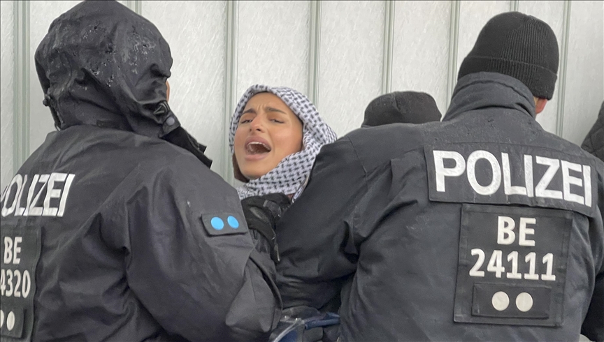 Un activista irlandés lleva más de dos meses recluido en Alemania acusado de terrorismo 