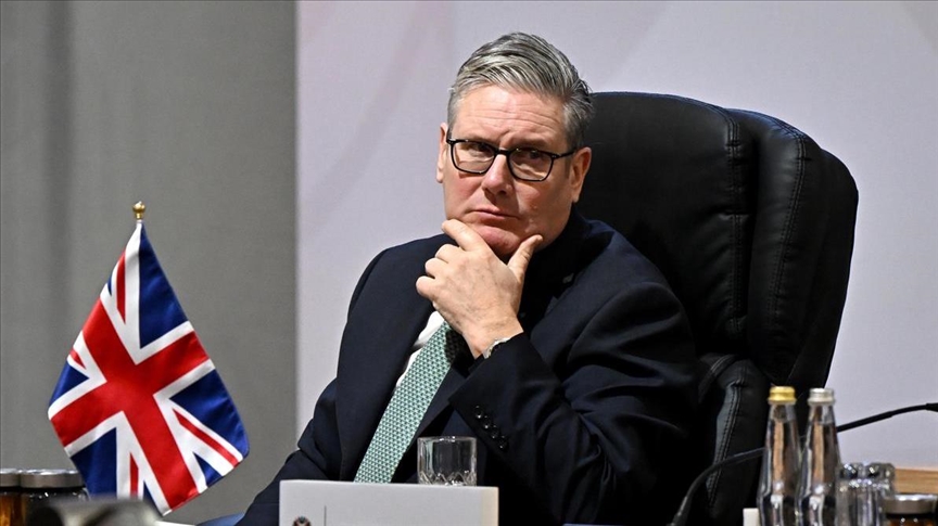 ستارمر يطالب أبراموفيتش بدفع عائدات بيع تشيلسي لدعم الأوكرانيين