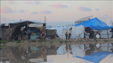 الدفاع المدني بغزة يحذر: موجة برد قارصة تهدد حياة الأطفال