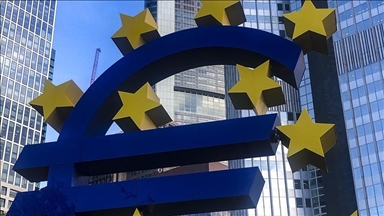 Godišnja inflacija u eurozoni stabilna na 2,1 posto u novembru