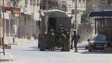 Ushtria izraelite bastis Jeninin në Bregun Perëndimor, nis fushatë arrestimesh