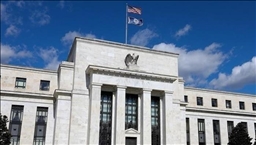 الفيدرالي الأمريكي يحذر من تداعيات خفض الفائدة على التضخم