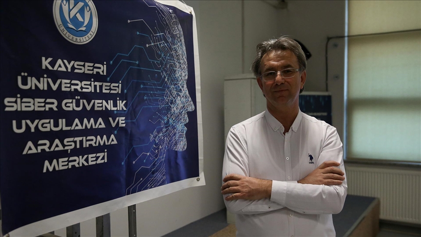 Uzmanından "yapay zeka ile ses klonlama dolandırıcılığı" uyarısı