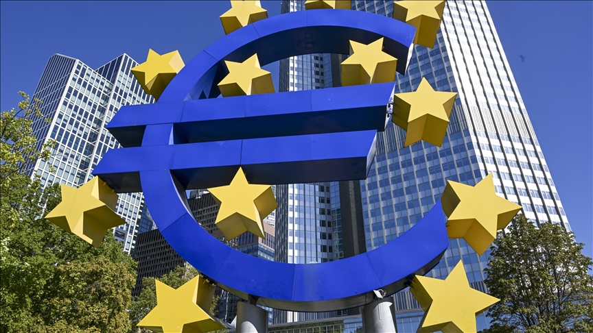 European Central Bank holds rates steady at 2%, matching expectations
