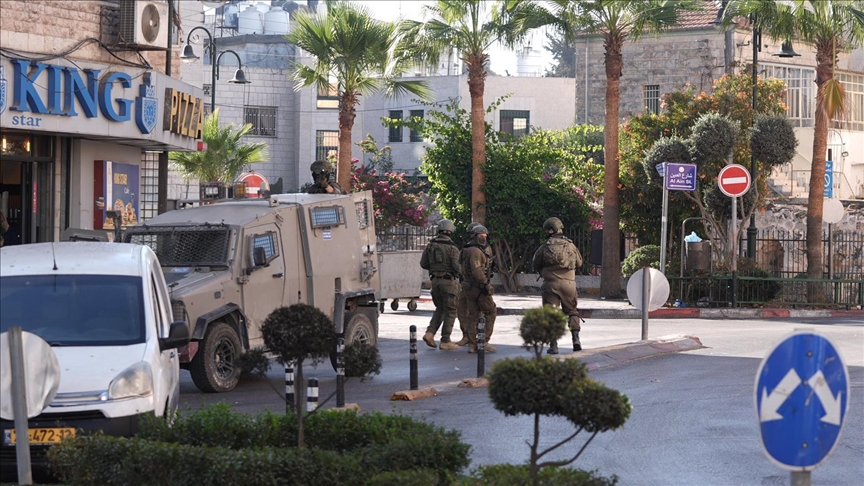 الضفة.. جيش إسرائيل يصيب طفلا فلسطينيا خلال اقتحام مخيم بنابلس