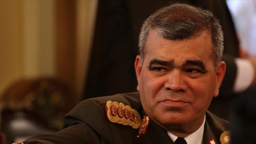 وەزیری بەرگریی ڤێنزوێلا: "بە هه‌ر نرخێك بێت پارێزگاری له‌ وڵات دەكه‌ین"