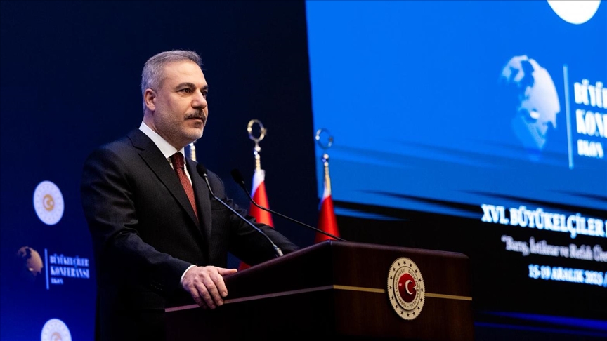 Le chef de la diplomatie turque plaide pour la deuxième phase de l’accord sur Gaza face aux violations du cessez-le-feu