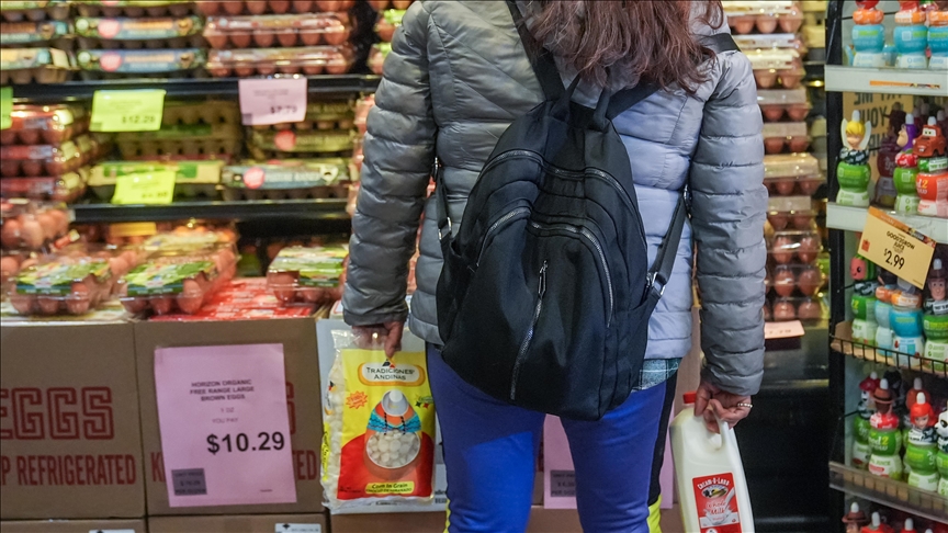 US annual inflation falls to 2.7% in November, below expectations