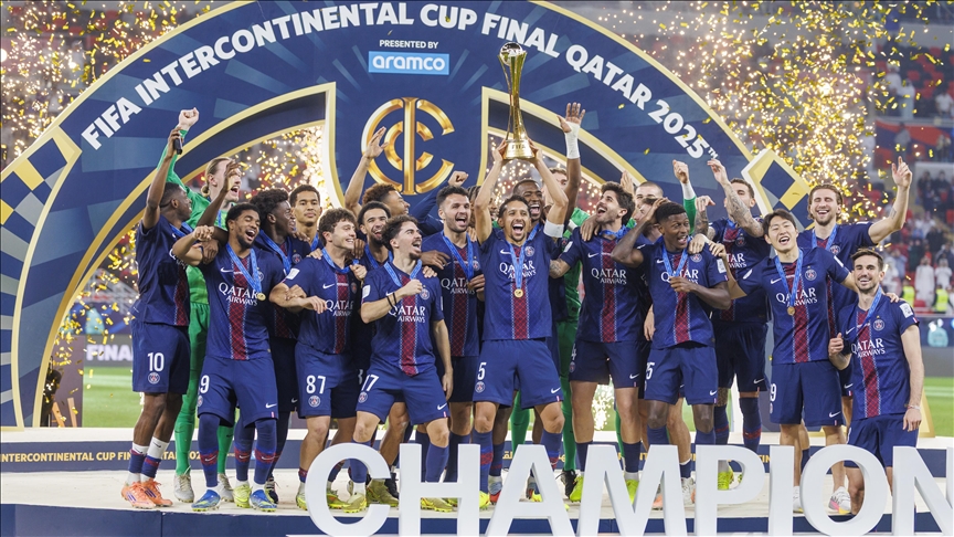 قدم.. باريس سان جيرمان الفرنسي يتوج بكأس القارات للأندية في الدوحة