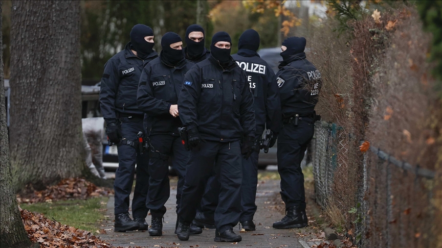Germany charges 8 people in crackdown on far-right terror group