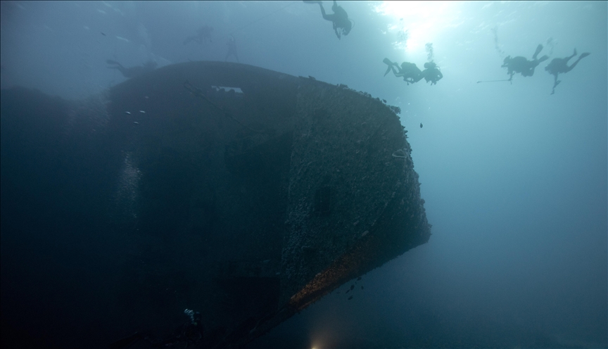 Trageti  Salem Express  mbetet i zhytur në Detin e Kuq