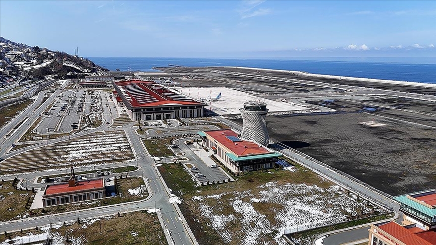 Rize-Artvin Havalimanı\'nı kasımda 99 bin 528 yolcu kullandı