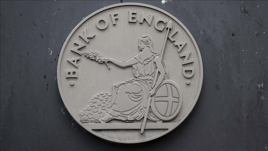 Bank of England cuts policy rate by 25 basis points, matching forecasts